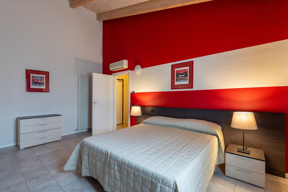Maranello Village 18/70