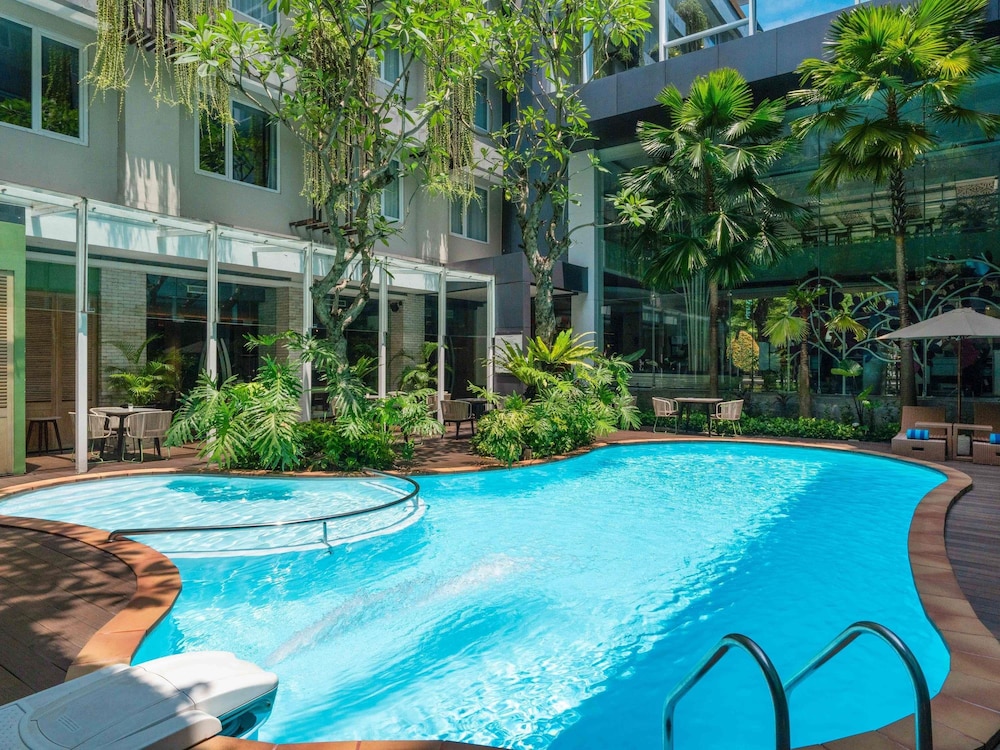 Mercure Jakarta Sabang 74/79