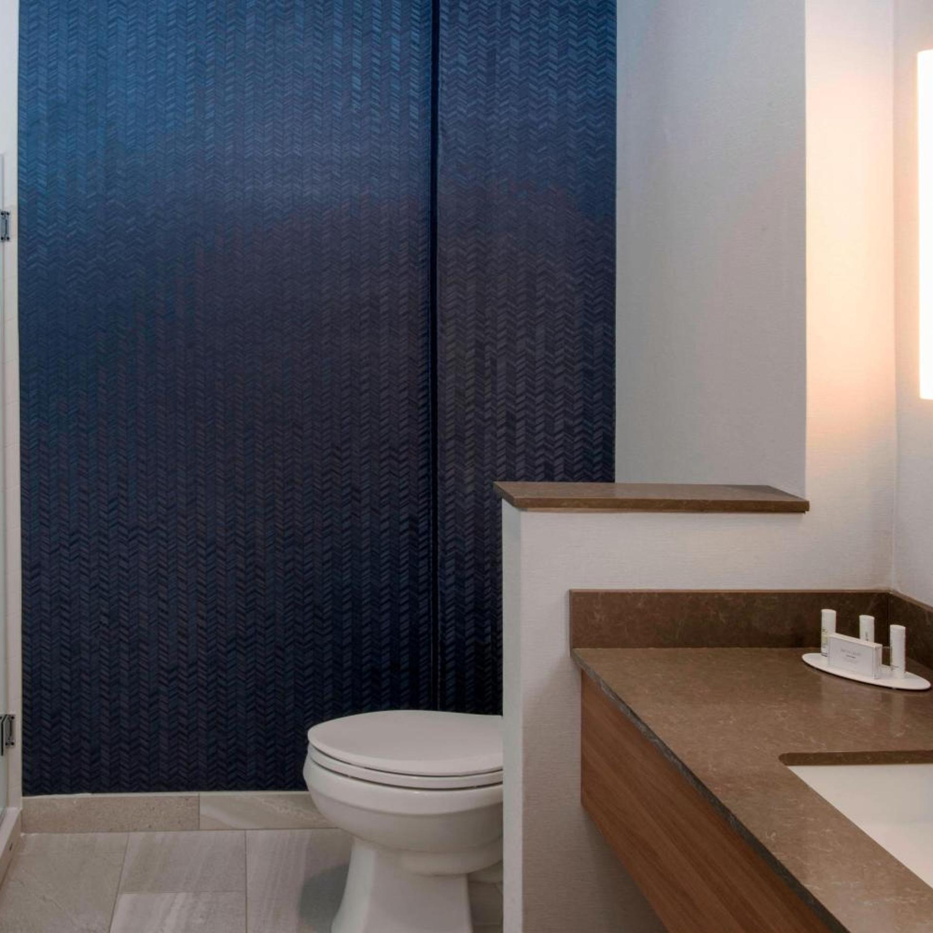 Fairfield Inn & Suites by Marriott Ashtabula 27/32
