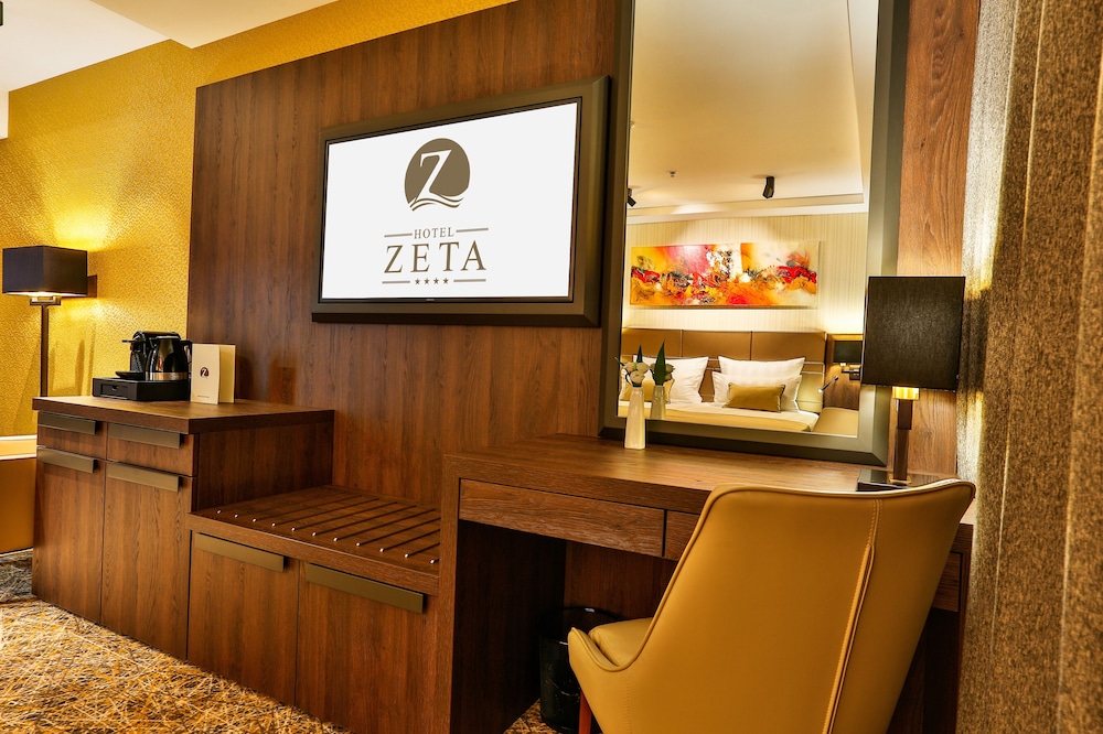 Hotel Zeta 31/39