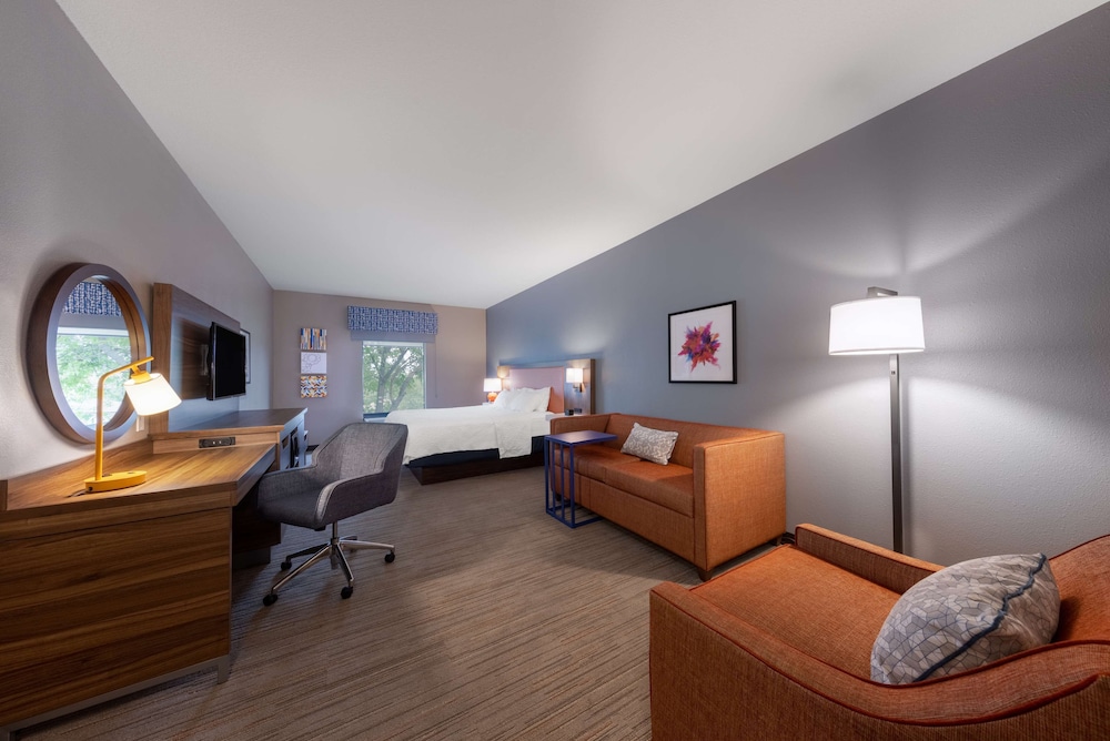 Hampton Inn St Robert Ft Leonard Wood 48/50