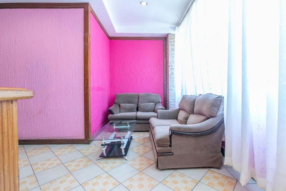 Fahari Triple Hotel 46/50