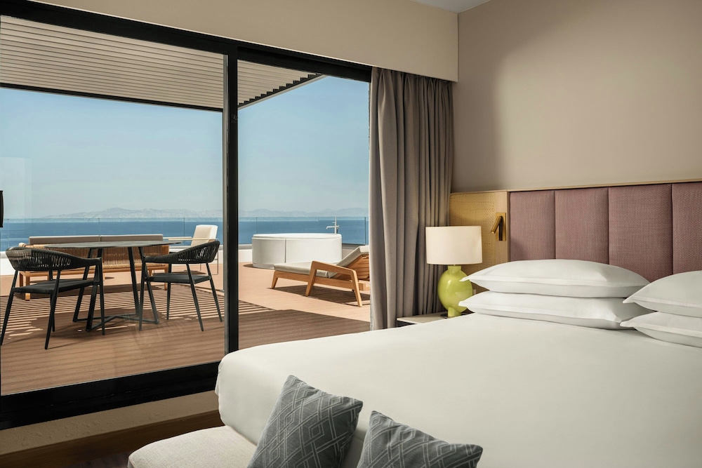 Penthouse Suite, King Bed, Sofa