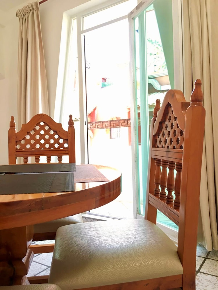 Hotel & Suites Bucaneros, Isla Mujeres 28/48