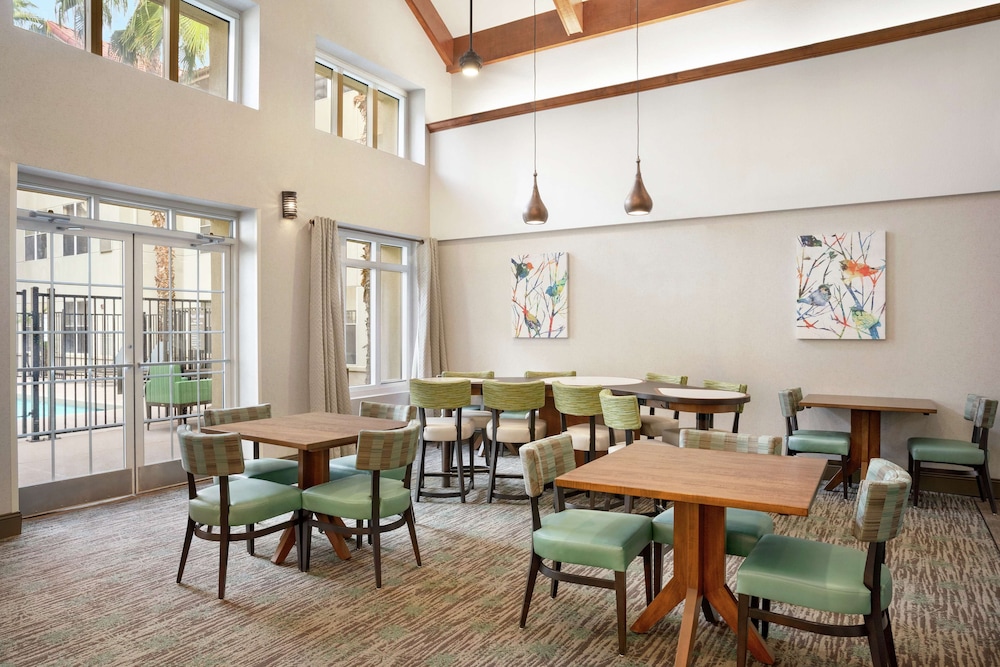 Homewood Suites by Hilton Phoenix Chandler 28/39