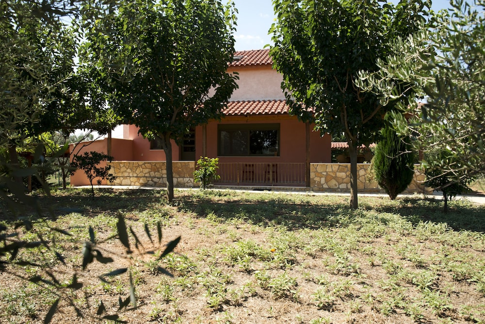 Agrotospita Country Houses 39/50