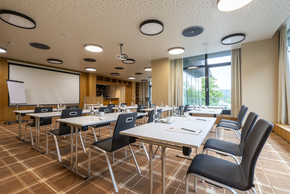 Grand Hotel Suhl 41/50