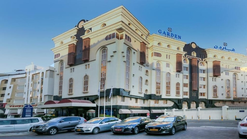 Garden Hotel 47/49