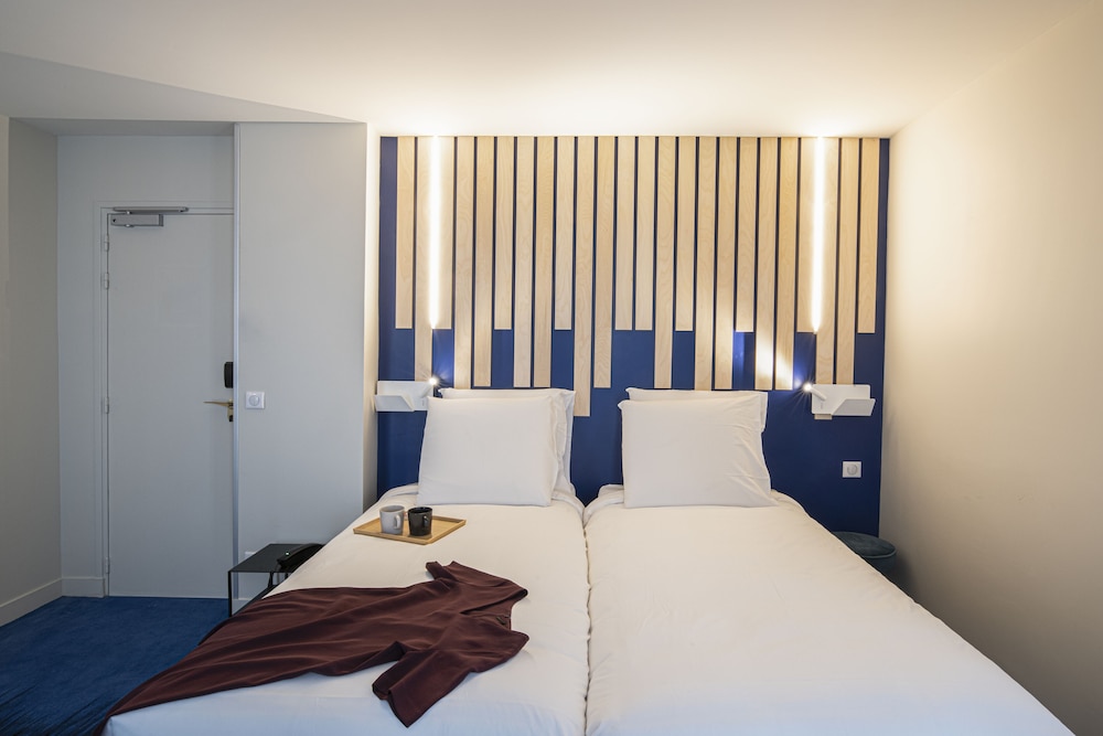 STANDARD, TWIN BEDS