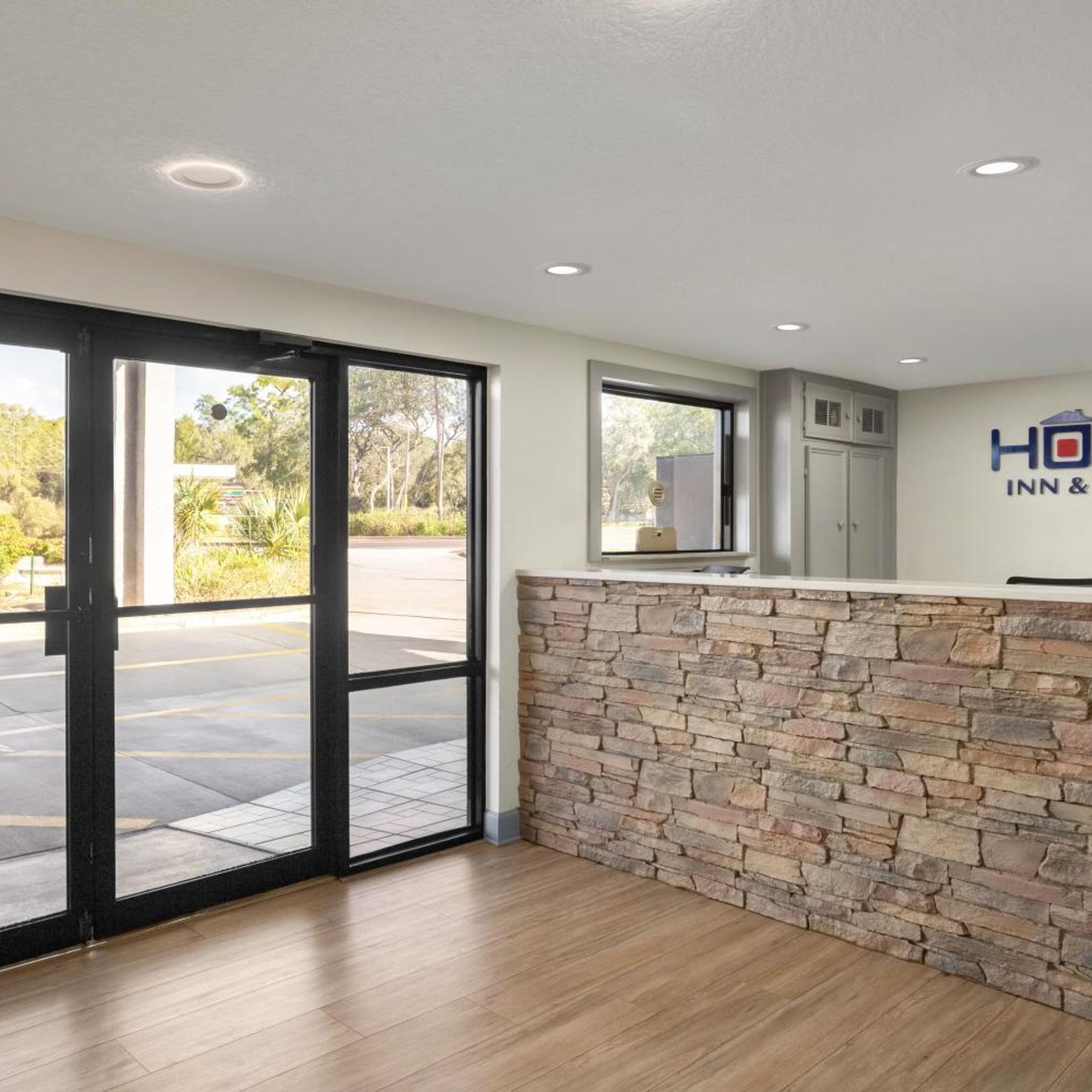 Home Inn & Suites Orlando-Apopka 5/21