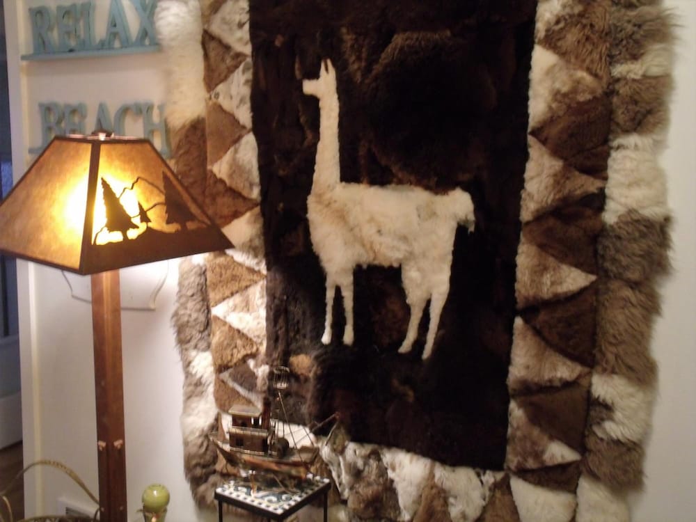 Inn to the Woods Bed and Breakfast 8/33