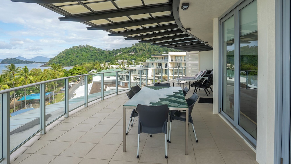 Vue Apartments Trinity Beach 6/50