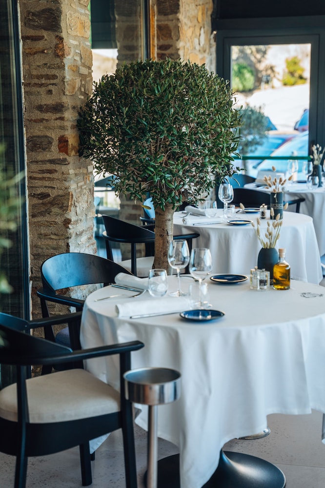 Les Elmes Hotel Spa 66/79