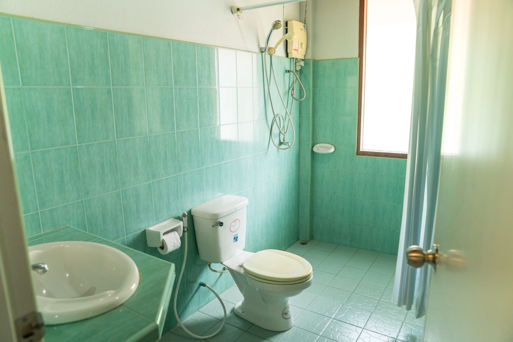 Phangan Lodge 46/50