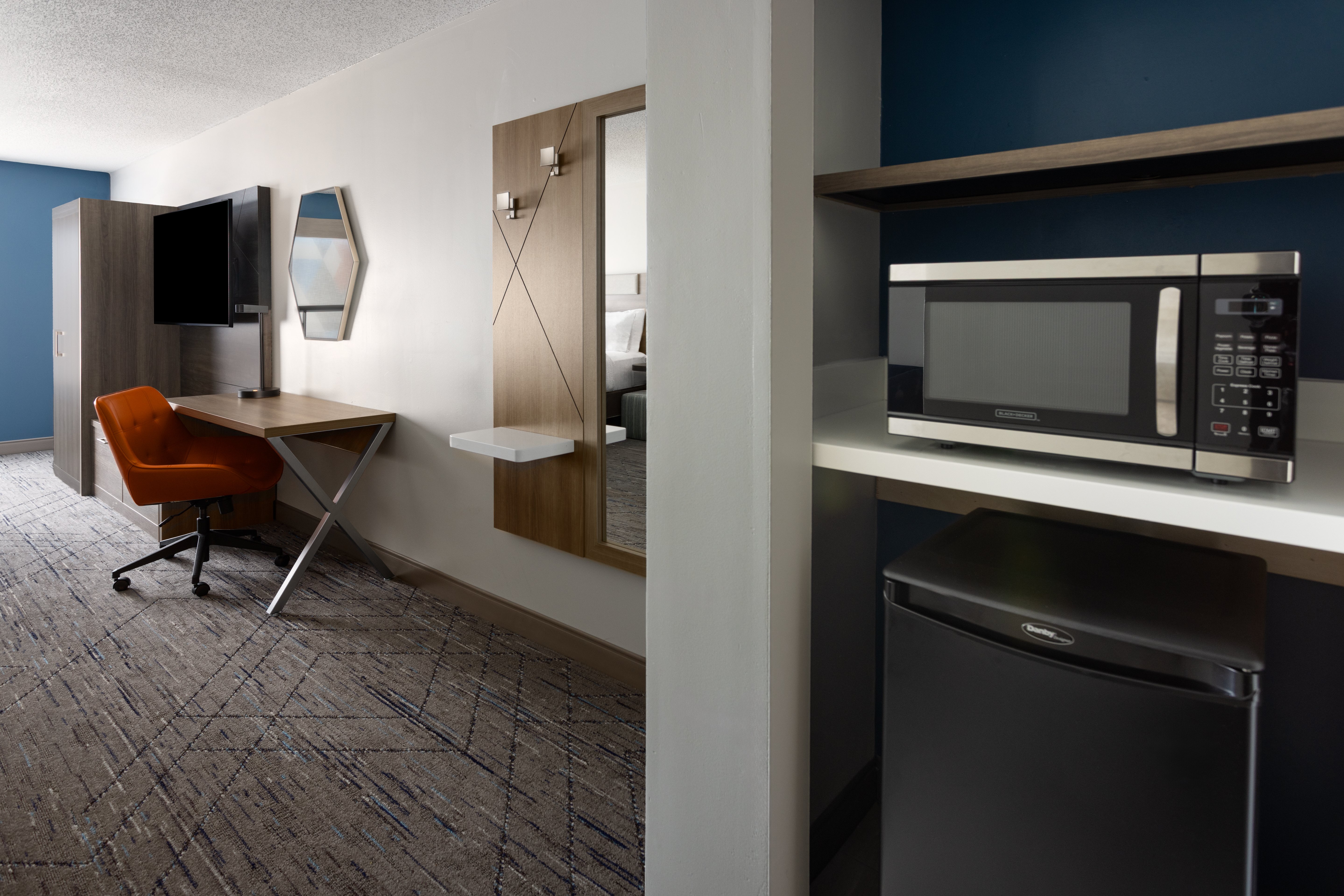 Holiday Inn Express Hotel Suites Meriden 41/50