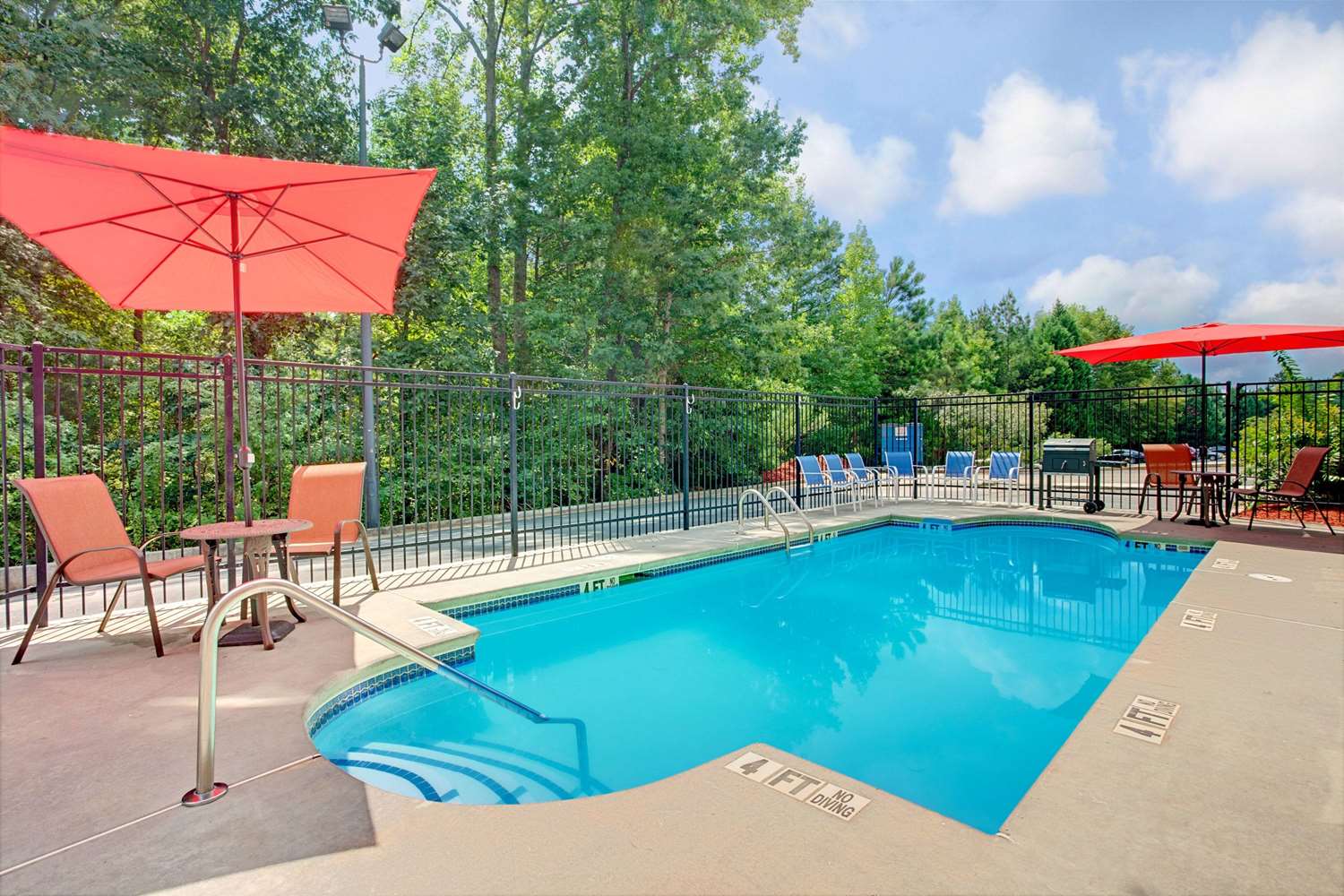 Microtel Inn Suites By Wyndham Stockbridge Atlanta I 75 34/58