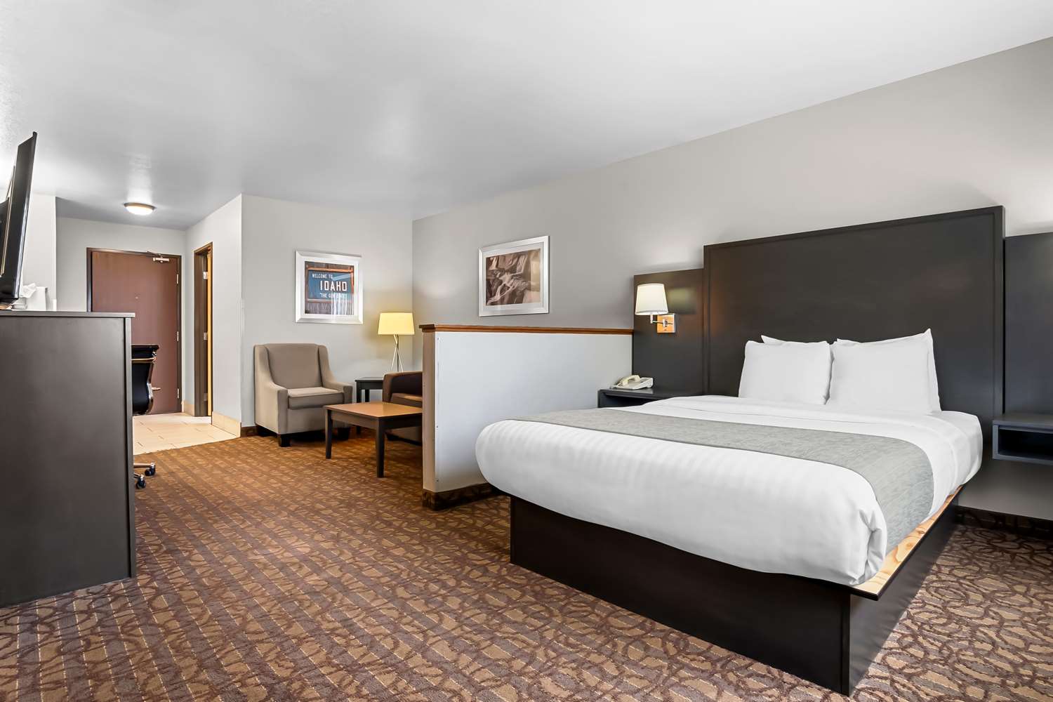 Room, King Bed, Sofa