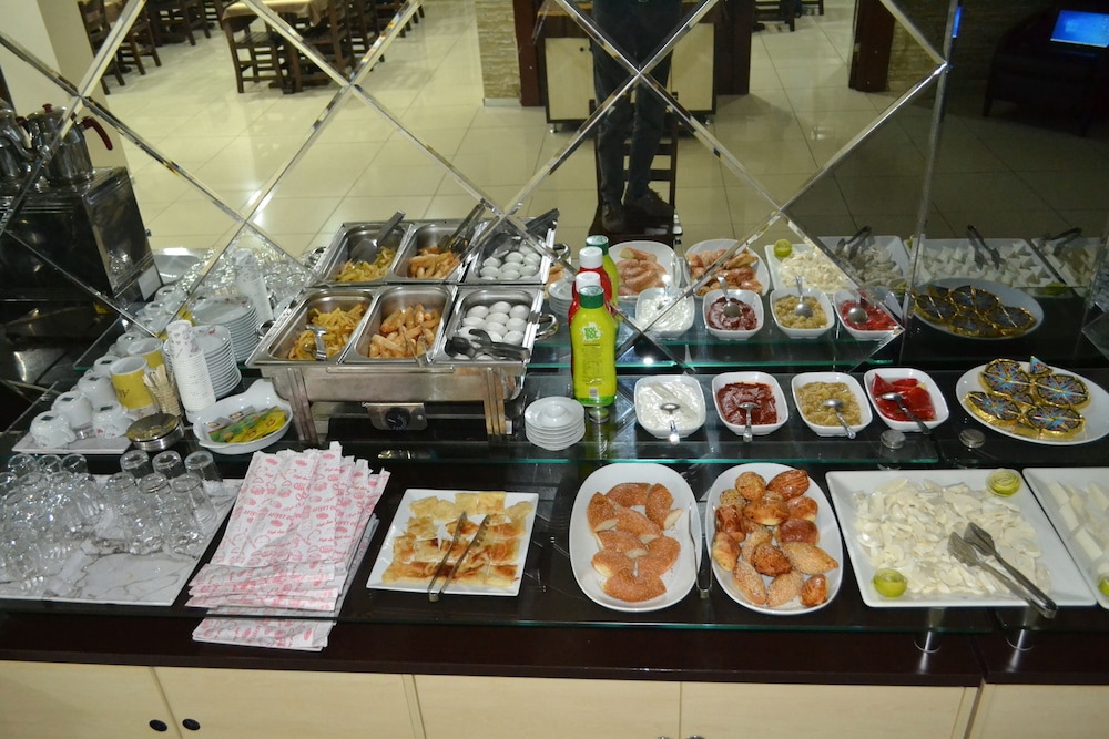 Adana Kucuksaat Hotel 28/37