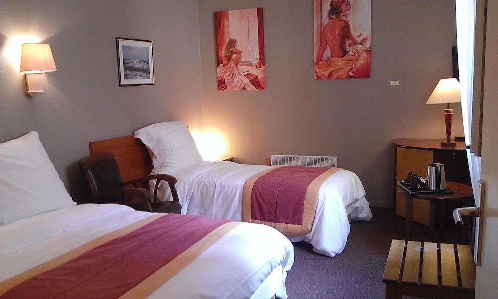 Hotel Bonaparte 24/65