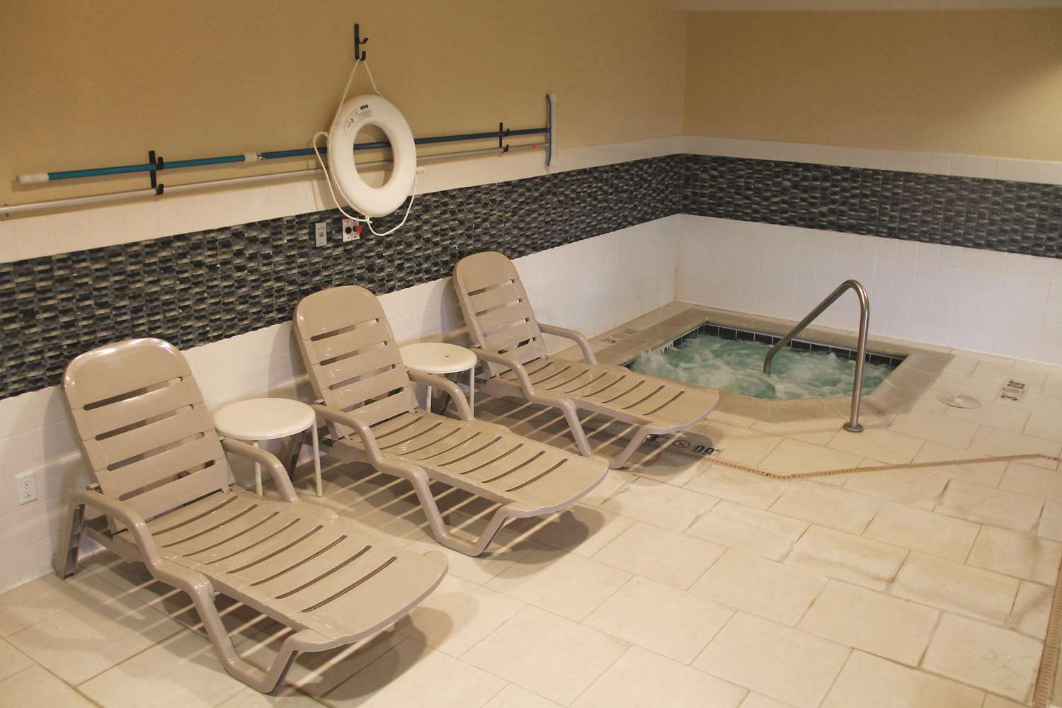 La Quinta Inn & Suites by Wyndham Pecos 62/62