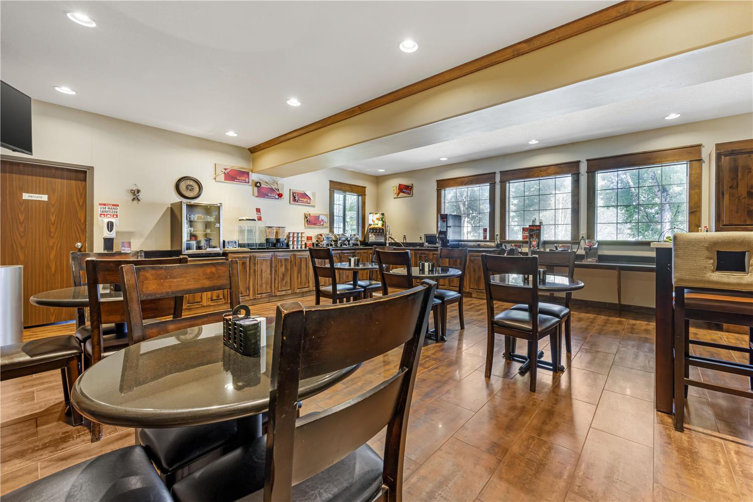 Best Western Plus Prairie Inn 10/19