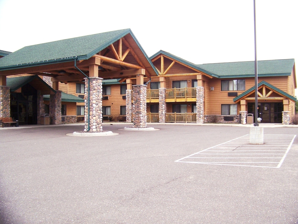 Shell Lake Lodge, a Travelodge by Wyndham 5/55