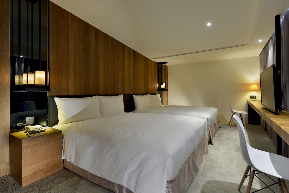 HOTEL WO 14/34