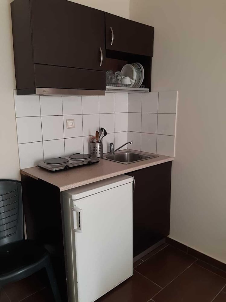 Klio Apartments and Studios 6/54