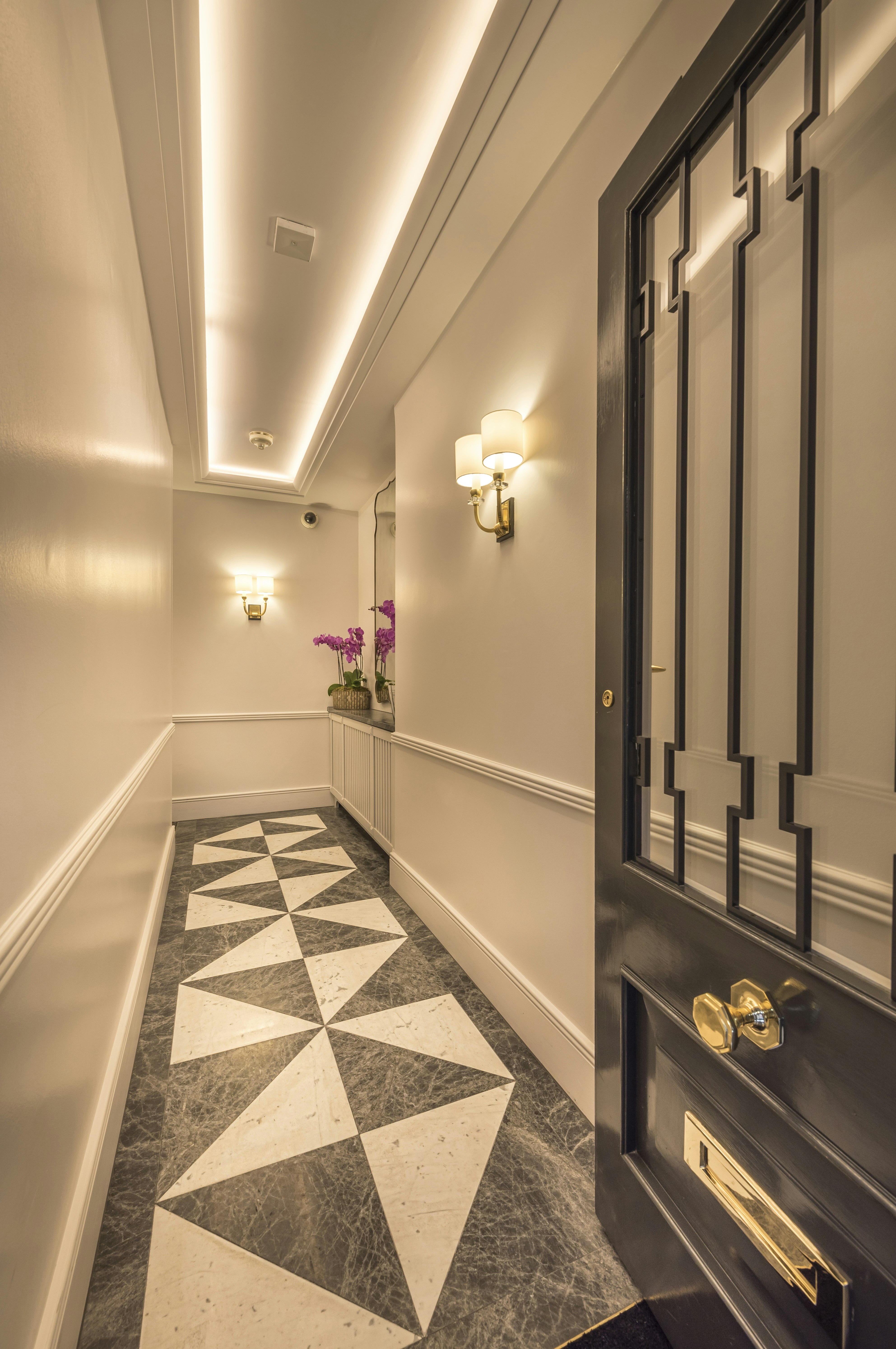 The Capital Hotel Apartments And Townhouse 54/83