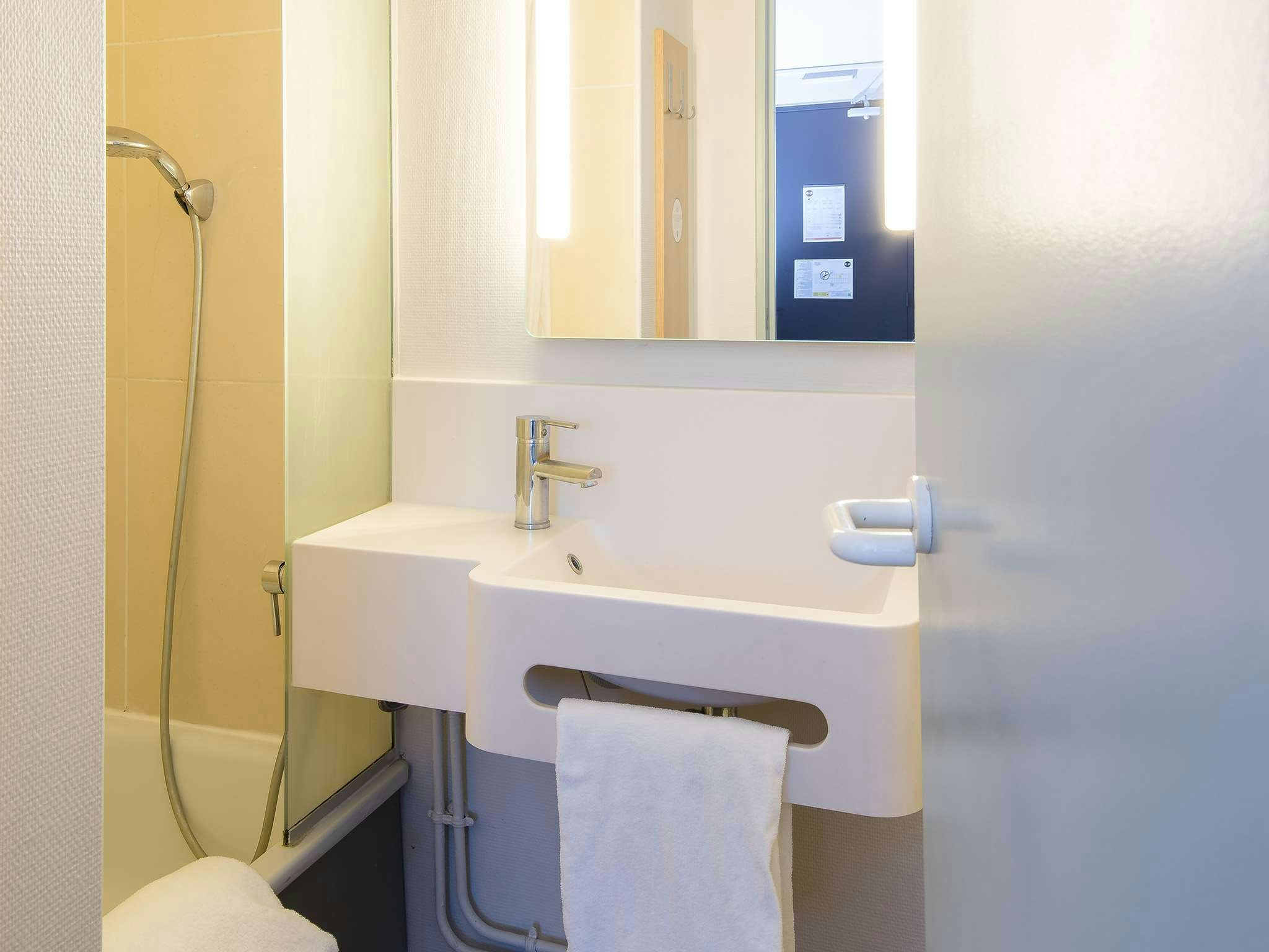 B&B Hotel Bordeaux Merignac Hotel De Ville 18/18
