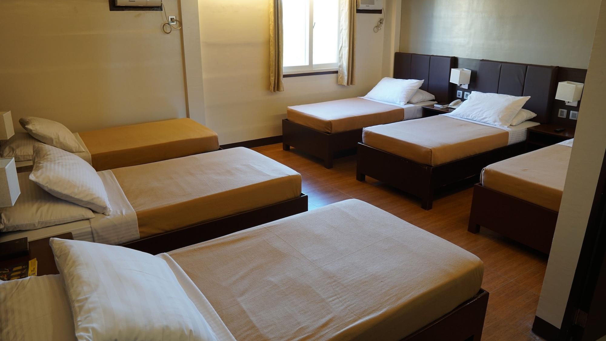 Cbd Plaza Hotel 6/18