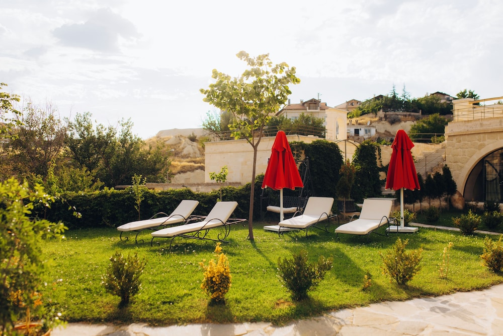 Hezen Cave Hotel 24/50