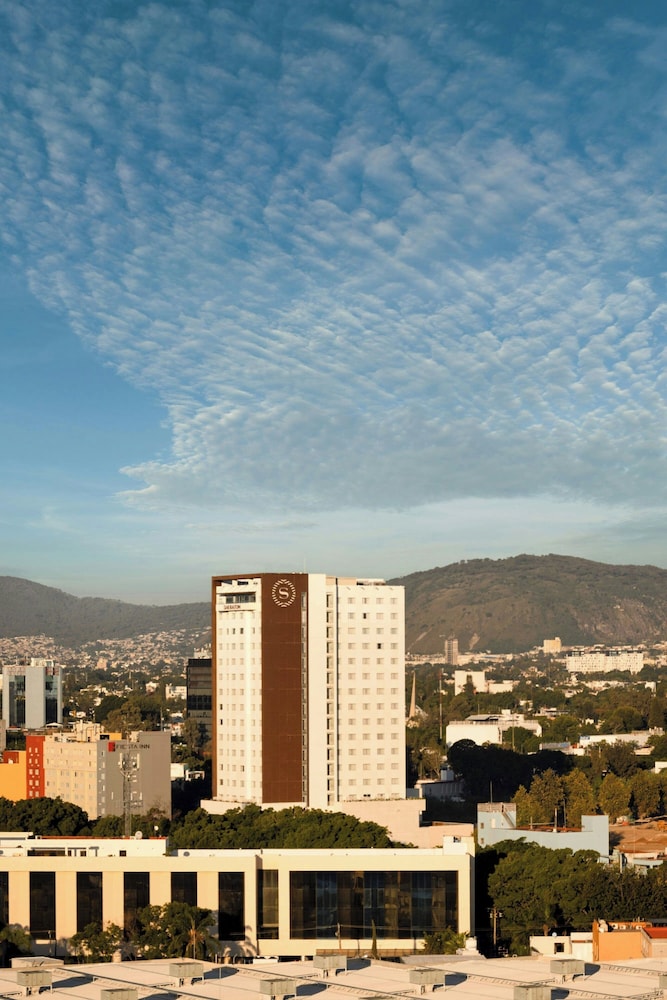 Sheraton Guadalajara Expo 54/57