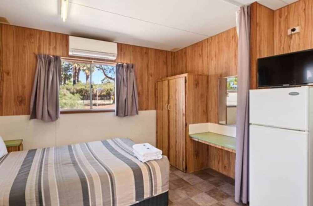 Discovery Parks - Lake Bonney 26/52