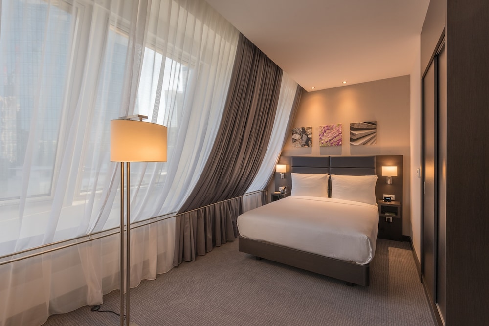 HILTON GARDEN INN FRANKFURT CITY CENTRE 10/56
