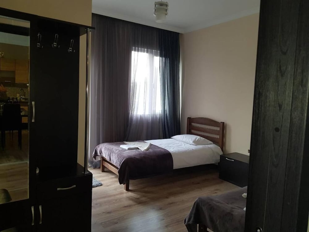 Upstairs Hotel Tbilisi 7/35