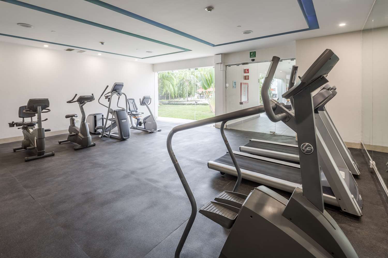 Wyndham Garden Playa Del Carmen 40/77