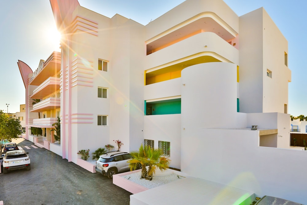Paradiso Ibiza Art Hotel 66/72