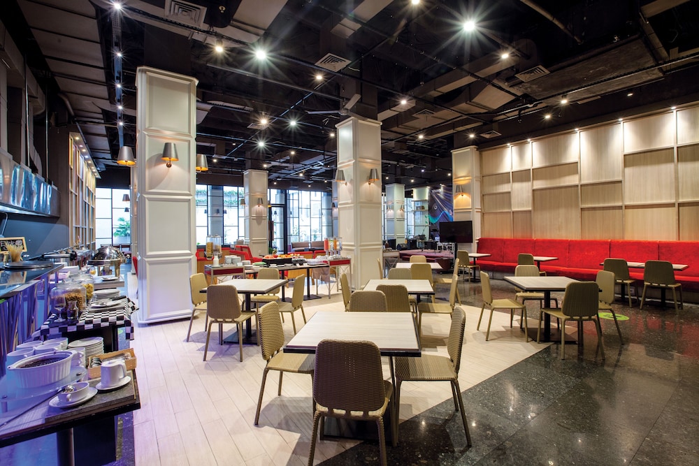 Sparks Life Jakarta, ARTOTEL Curated 35/50