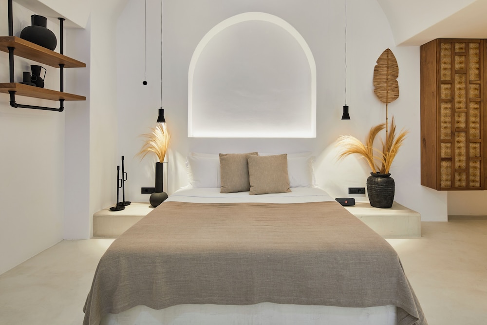 Sunset, Suite, Queen Bed, Outdoor Sofa, Private Pool