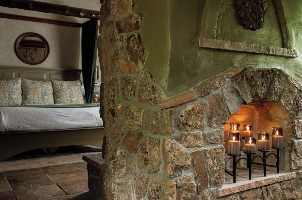 Highland Haven Creekside Inn 23/50