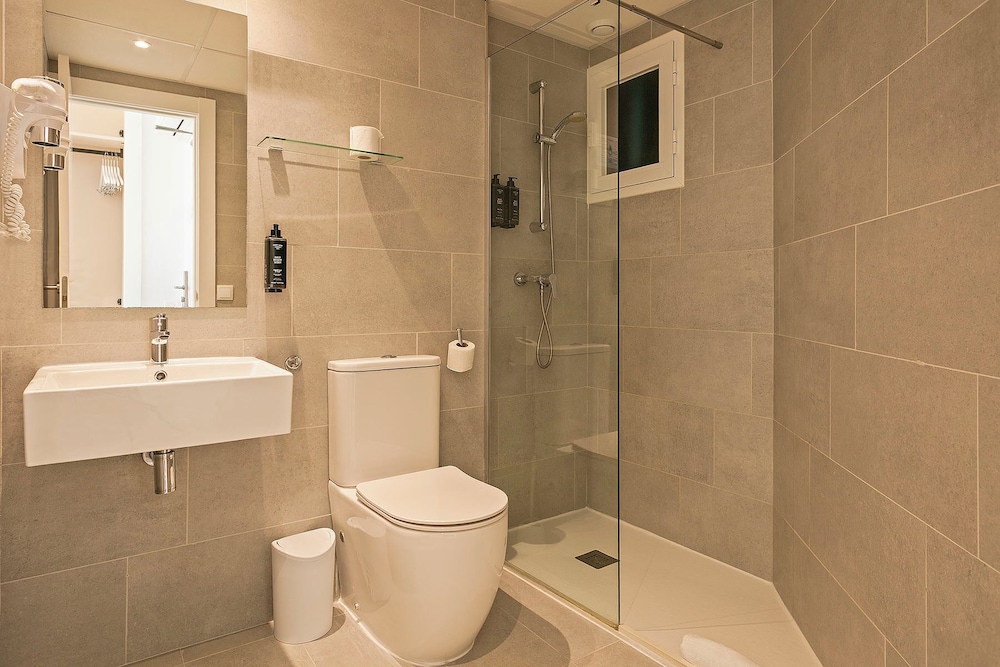 Suncoast Ibiza Hotel - Adults Only 75/77