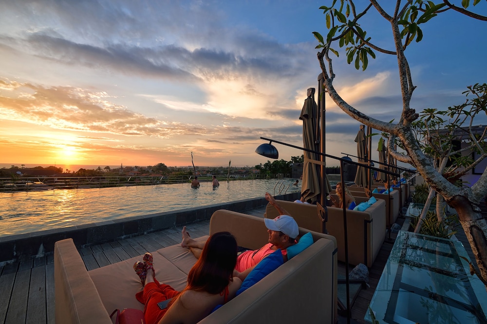 De Vins Sky Hotel Seminyak 69/70