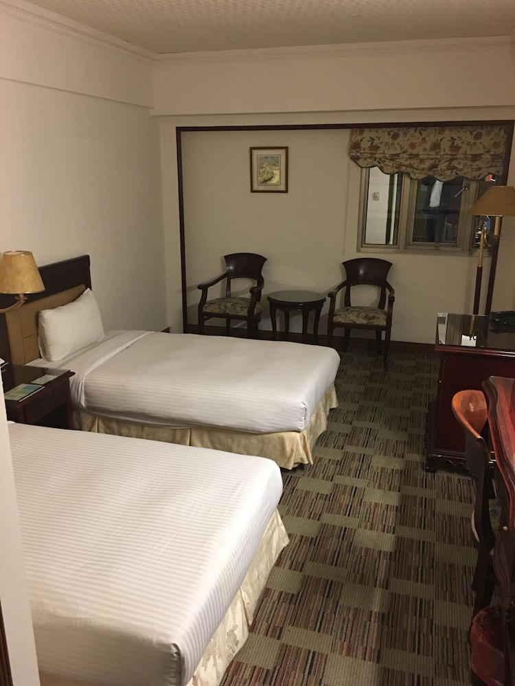 Sunrise Hotel 14/44