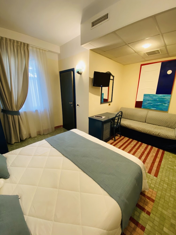 Hotel Della Baia 10/71