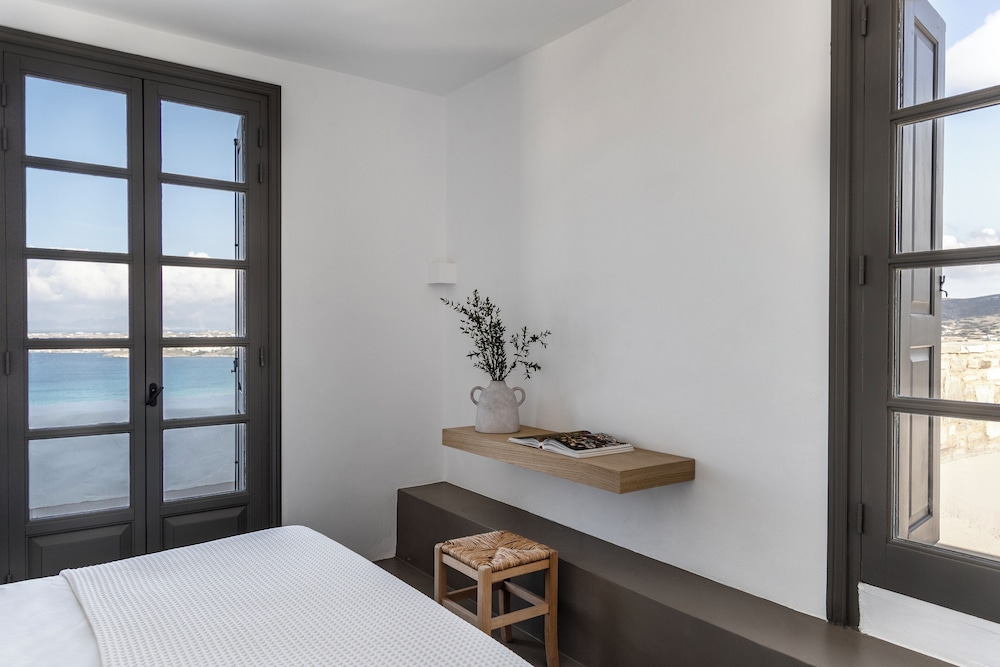 Acron Villas 16/50
