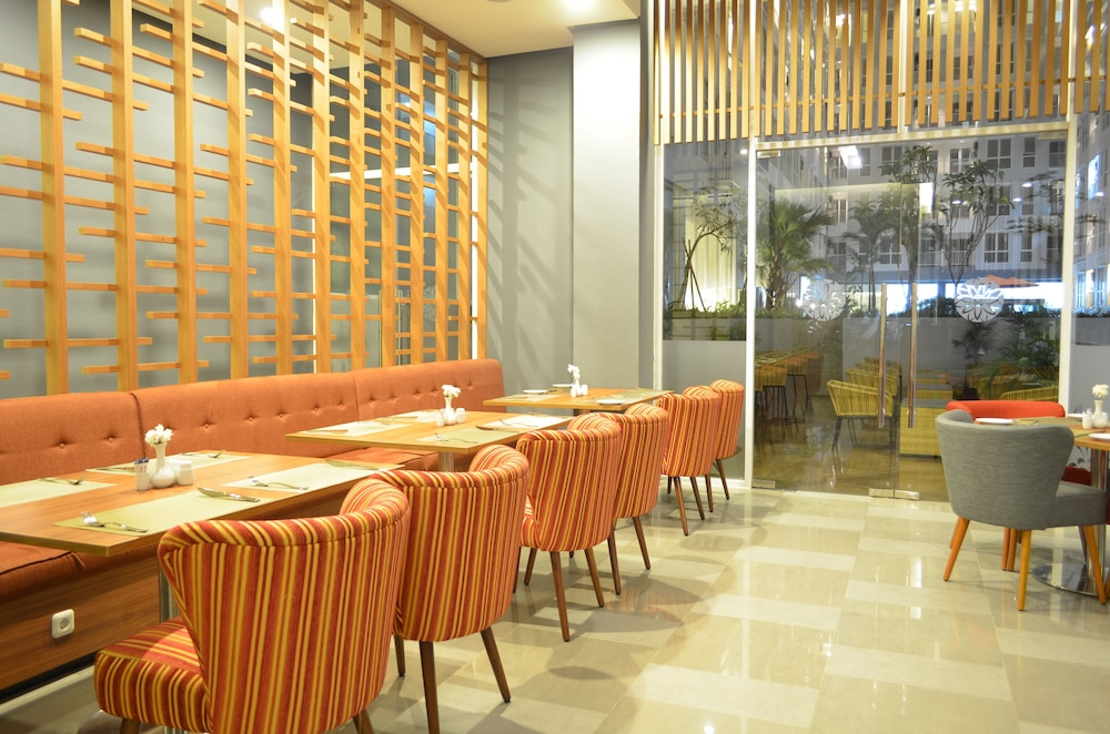 Kyriad Hotel Airport Jakarta 28/41