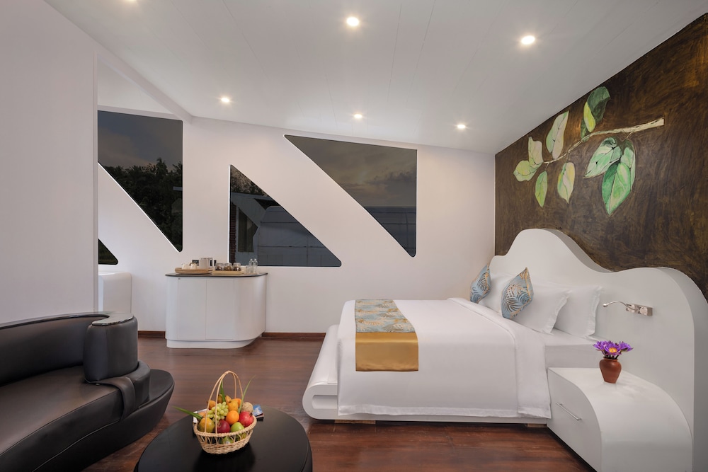 Room at Bolagala Agro Floating Resort, KATUNAYAKE