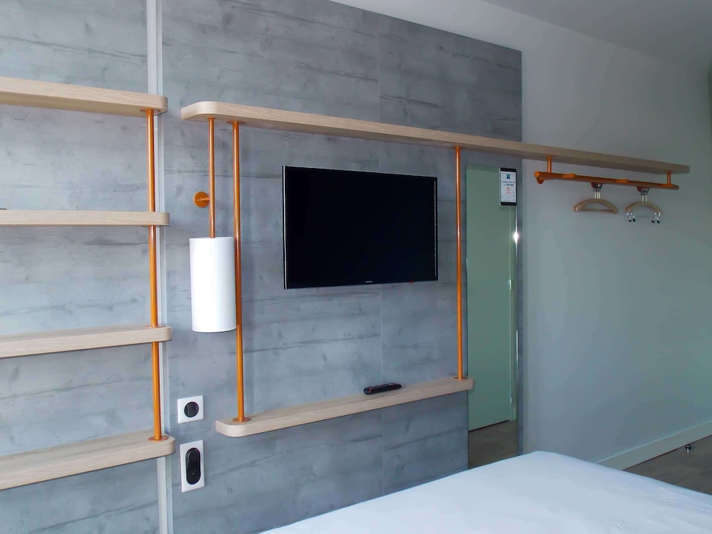 ibis budget Rouen Centre Rive Gauche 53/61