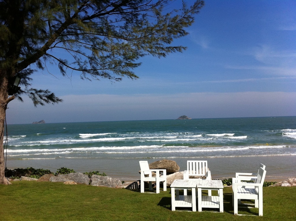 Away Baan Nub Kluen Beachfront At Huahin 15/29